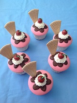 Ice Cream Sundae Cupcakes